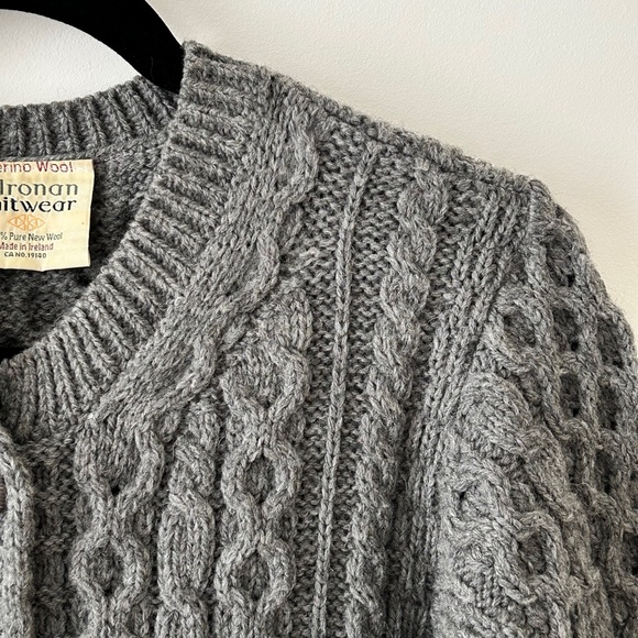 Kilronan Knitwear 100% Pure Merino Wool Gray Cardigan Made In Ireland - Picture 5 of 16